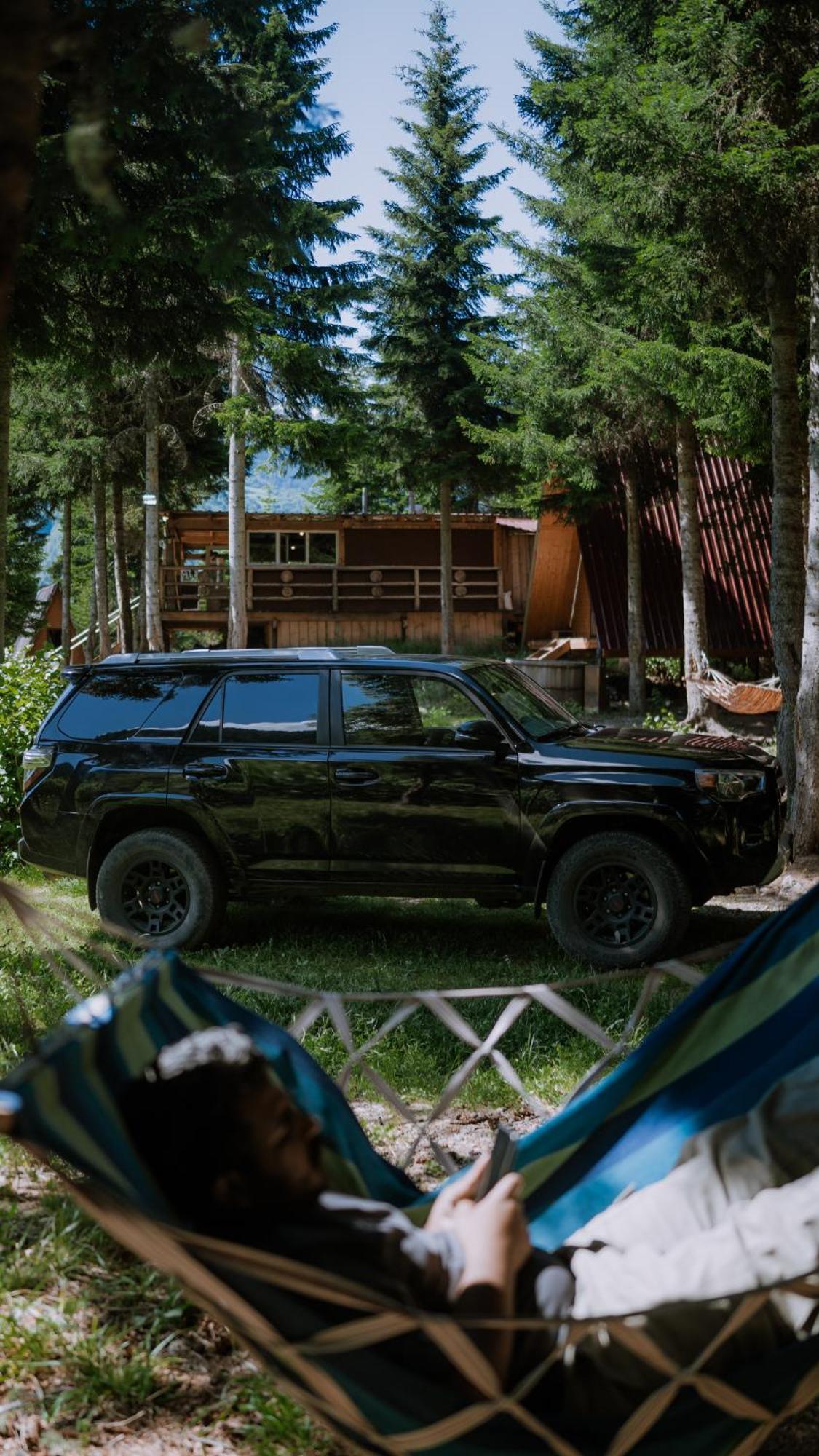Bude Mestia Cottages Экстерьер фото
