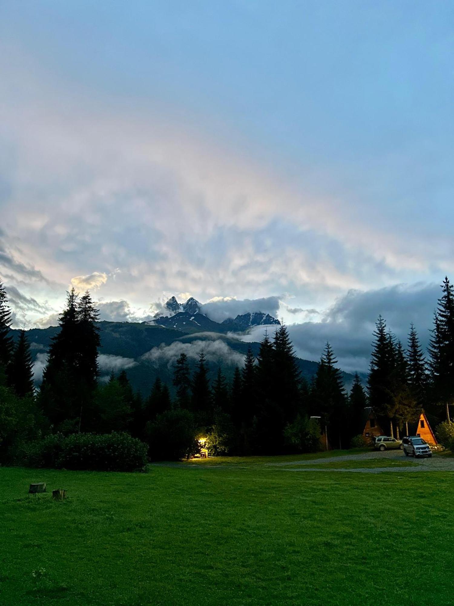 Bude Mestia Cottages Экстерьер фото